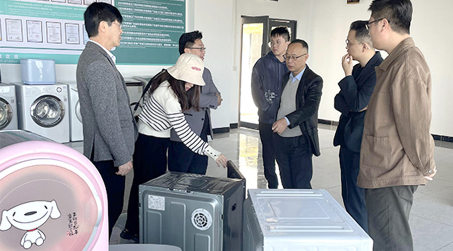 再續(xù)前緣!客戶遠(yuǎn)道而來到訪金環(huán)電器洽談滾筒干衣機(jī)合作 再續(xù)前緣!客戶遠(yuǎn)道而來到訪金環(huán)電器洽談滾筒干衣機(jī)合作